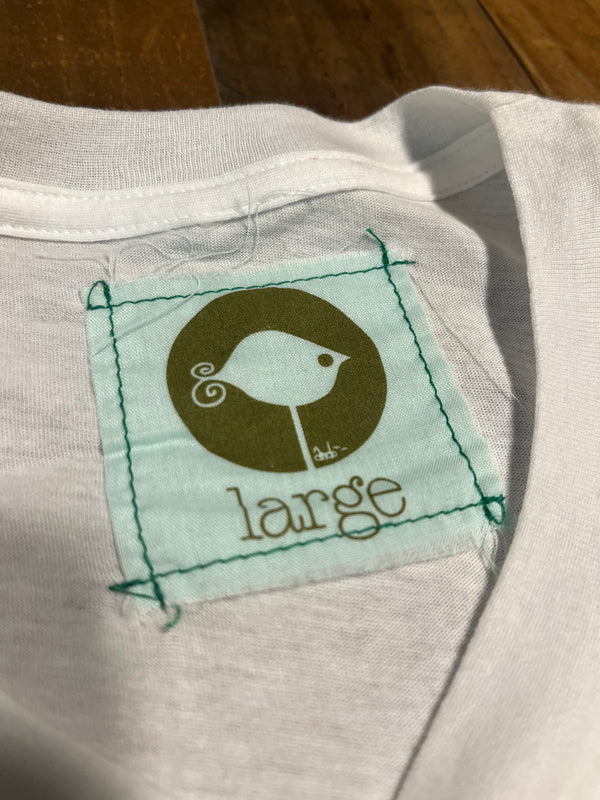 Ando T-Shirt -White Large