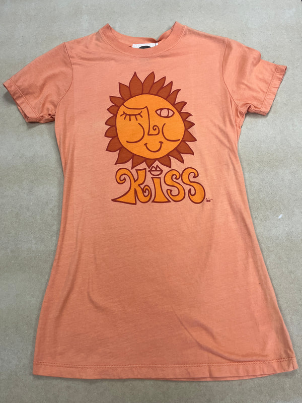 Ando - Coral - Medium Women's Tee