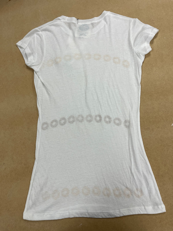 Ando - White - Medium Women's Tee