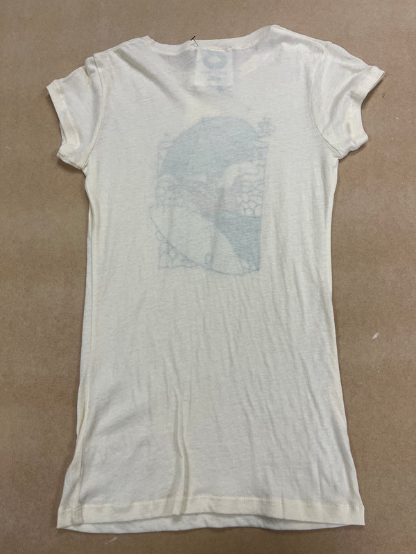 Ando - Cream - Medium Women's Tee