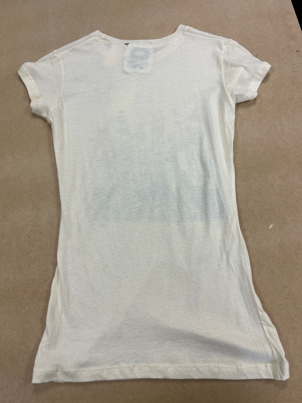 Ando - Cream - Medium Women's Tee